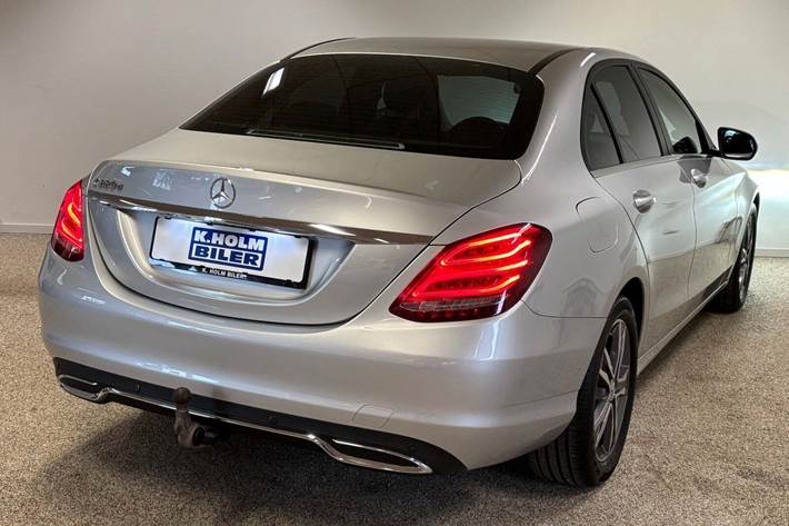Sølv Mercedes C220 d fra 2018