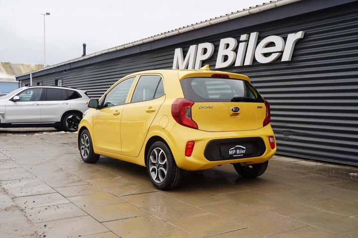 Gul Kia Picanto fra 2019