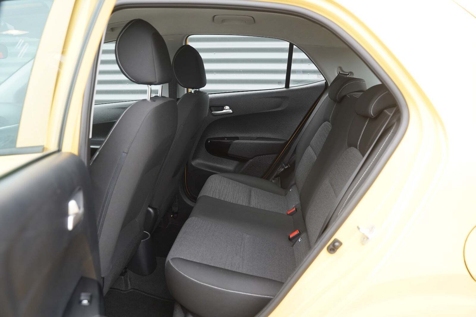 Gul Kia Picanto fra 2019