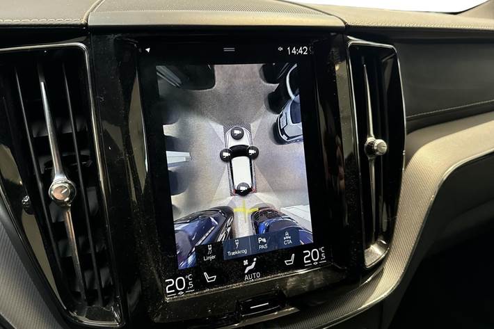 Grå Volvo XC60 fra 2019