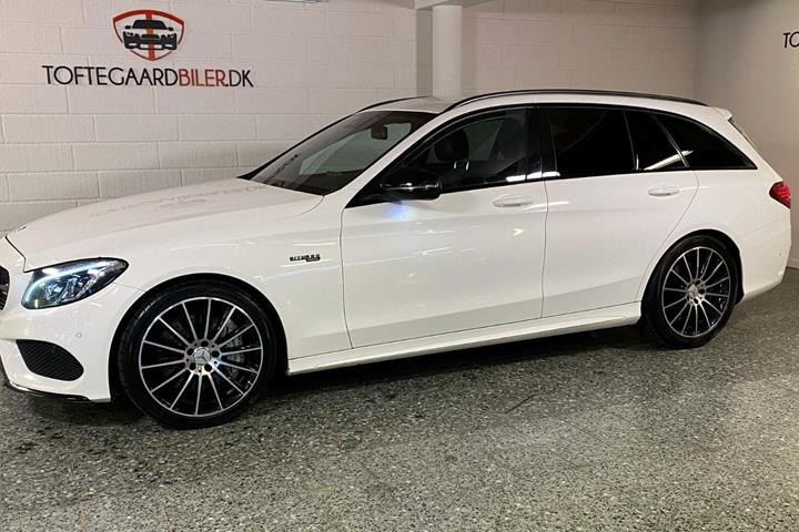 Hvid Mercedes C43 fra 2016