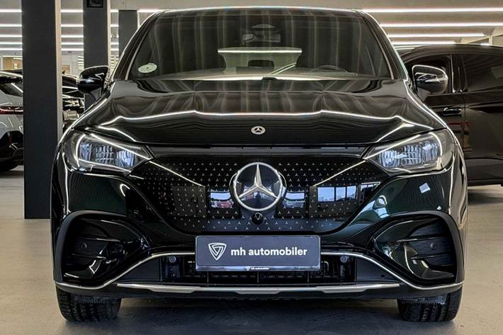 Grøn Mercedes EQE350 SUV fra 2024