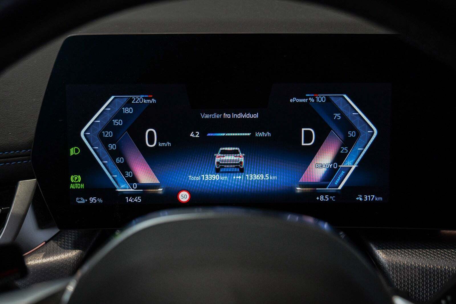 Sølv BMW iX1 fra 2024