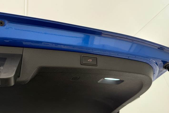 Blå Skoda Enyaq fra 2024