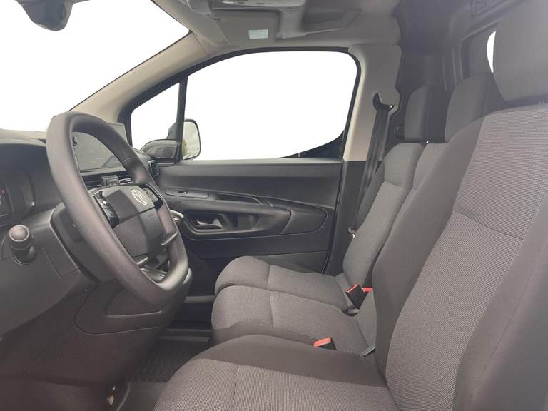 Toyota ProAce City 1,2 Medium Comfort Master En Skydedør 110HK Van 6g