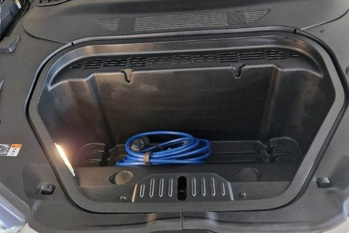 Hvid Ford Mustang Mach-E fra 2023