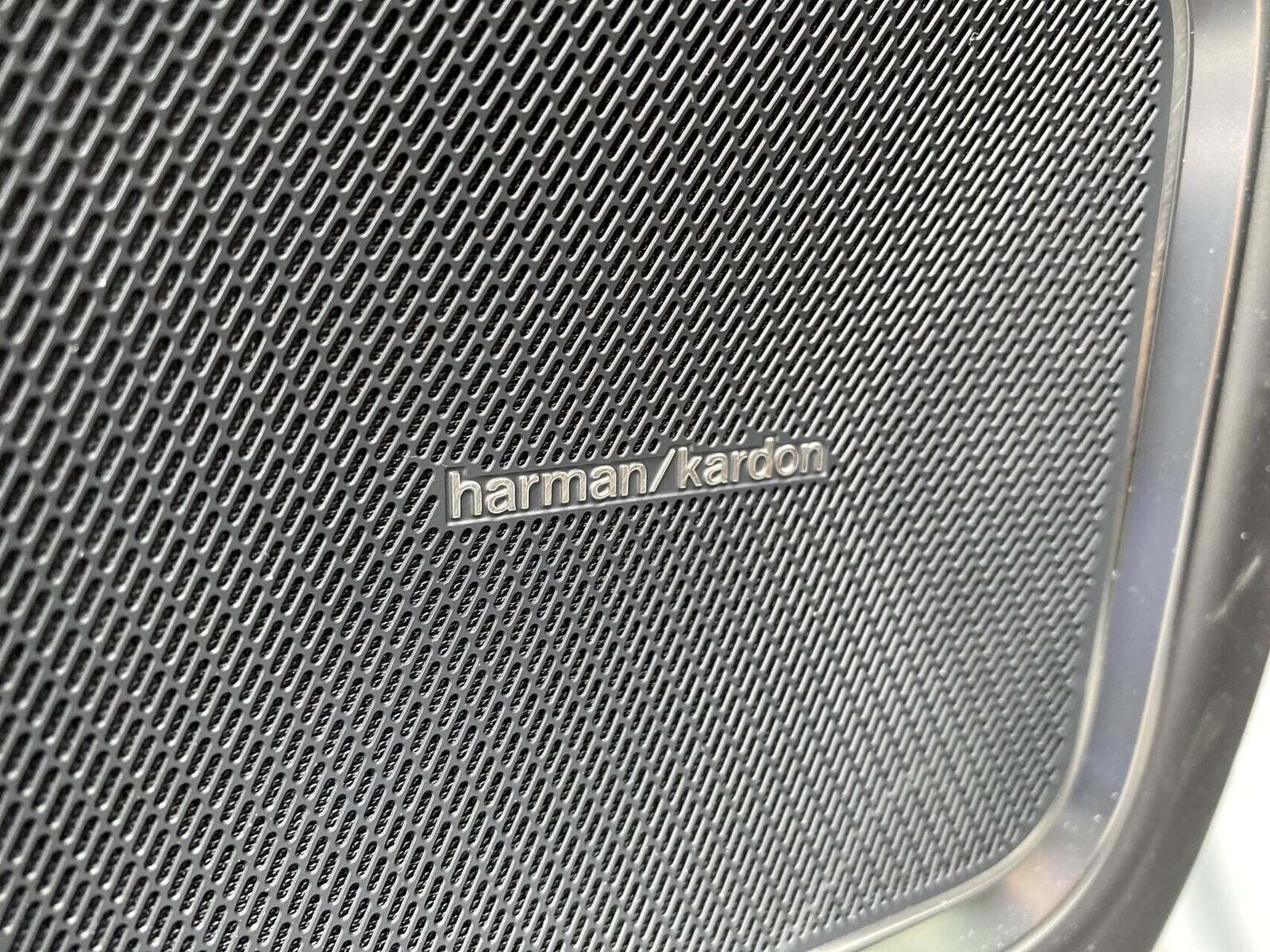 Hvid Polestar 4 fra 2026