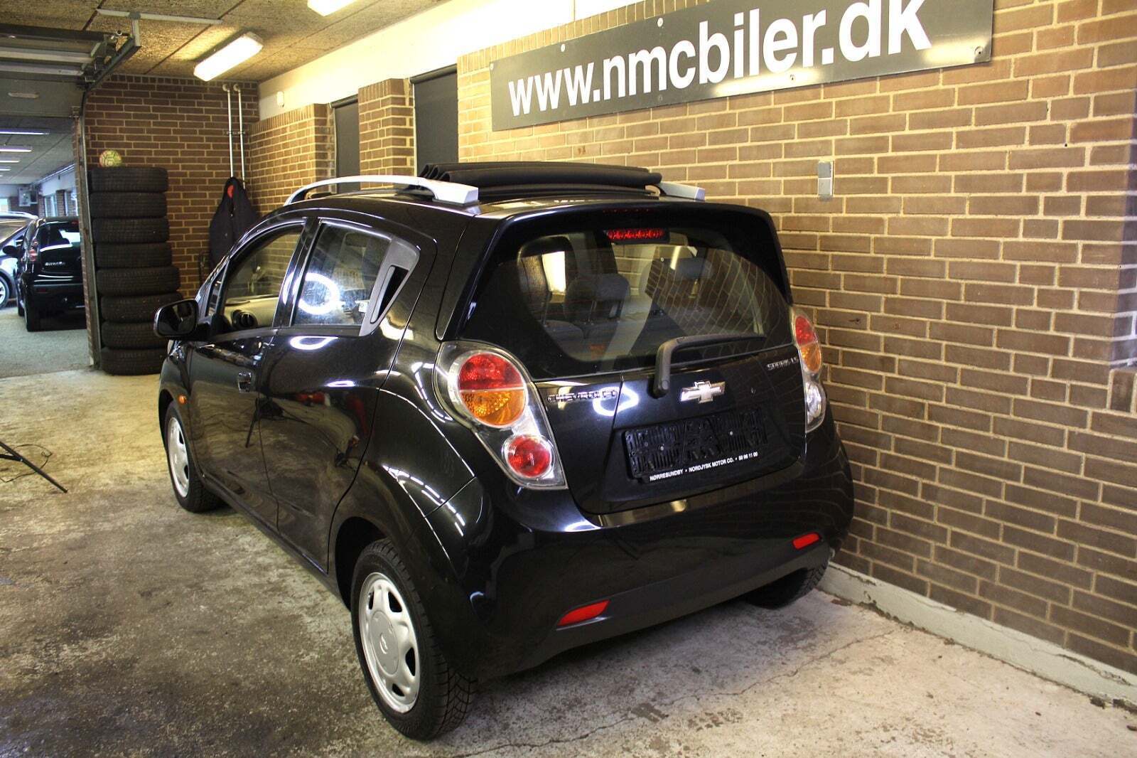 Sort Chevrolet Spark fra 2011