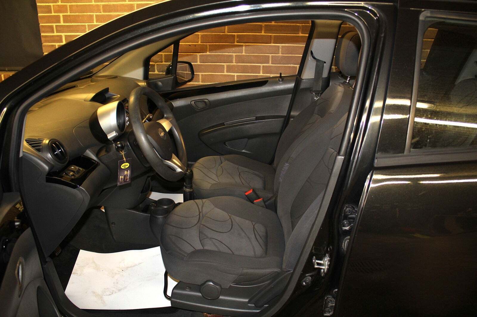 Sort Chevrolet Spark fra 2011