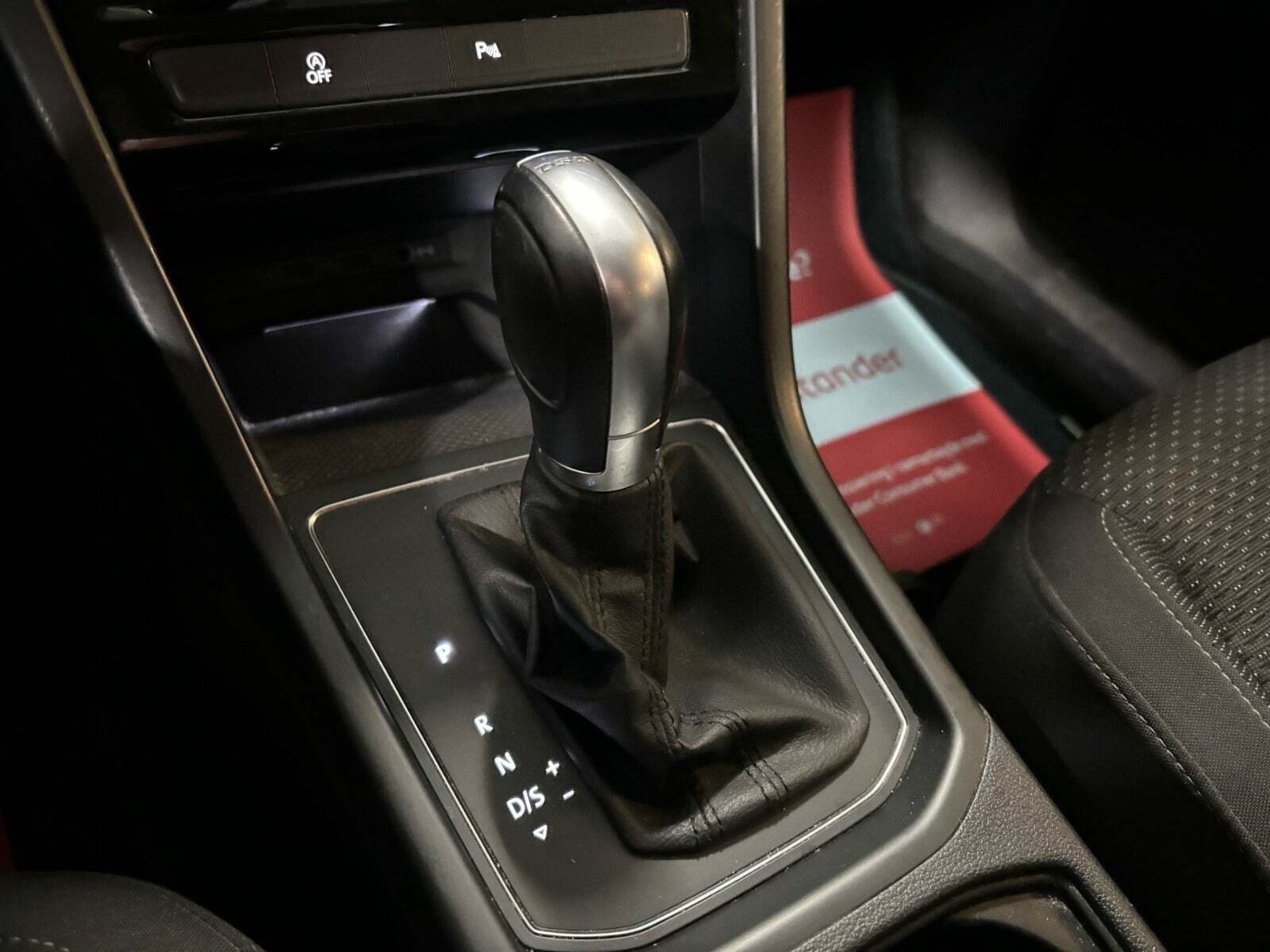 Sort VW Touran fra 2019