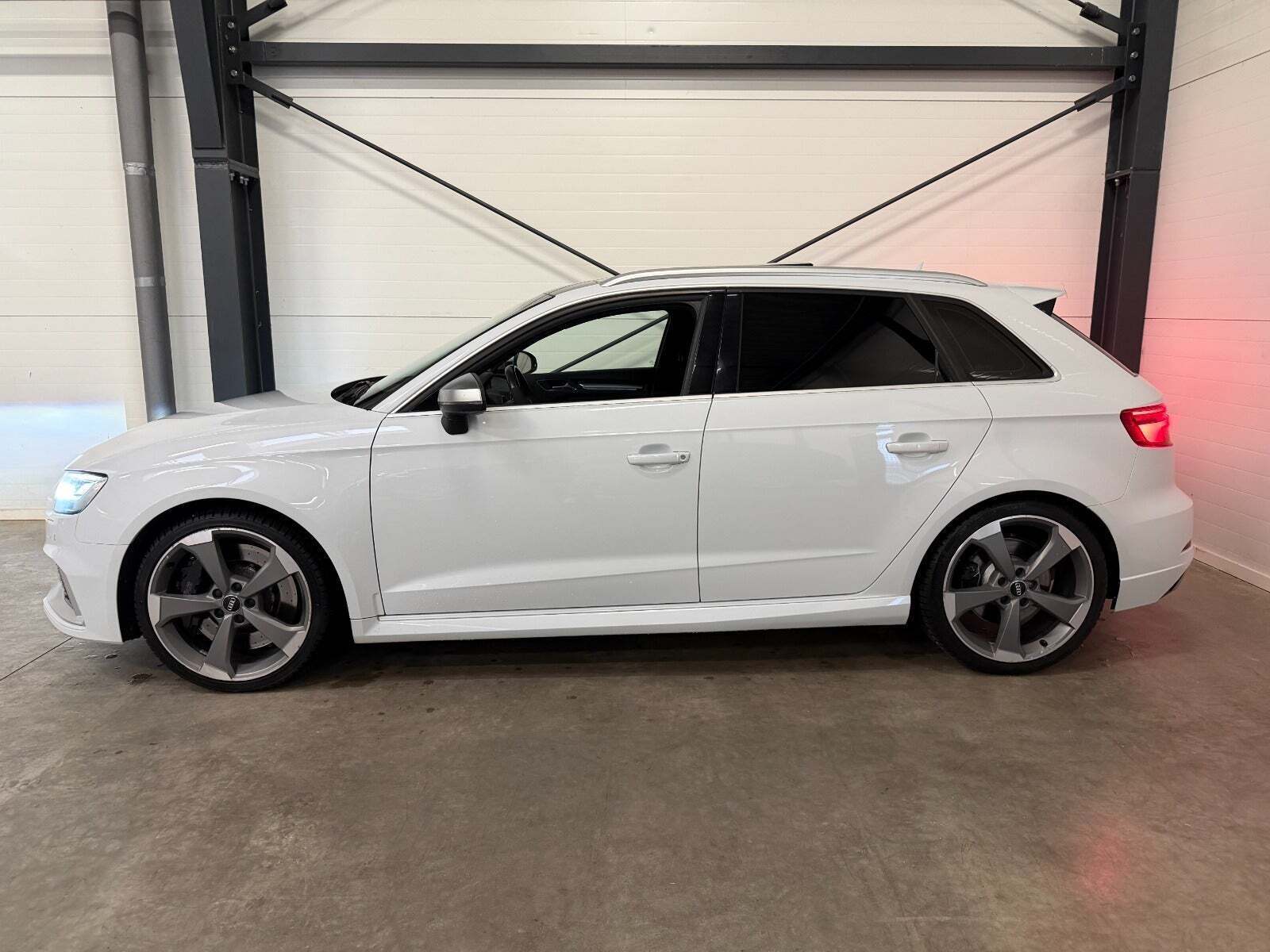 Audi RS3 2,5 TFSi Sportback quattro S-tr.