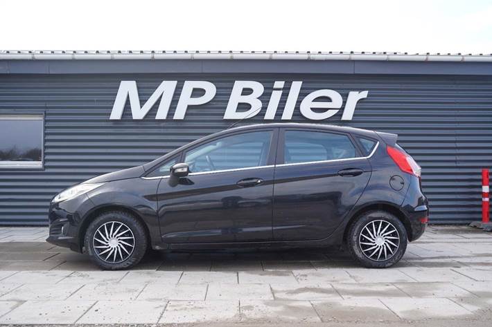 Sort Ford Fiesta fra 2013