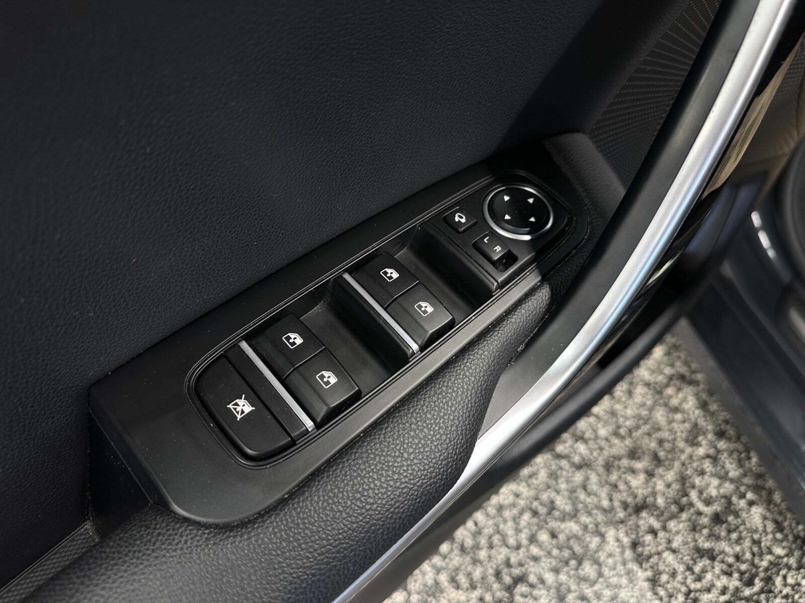 Sort Kia Ceed fra 2022