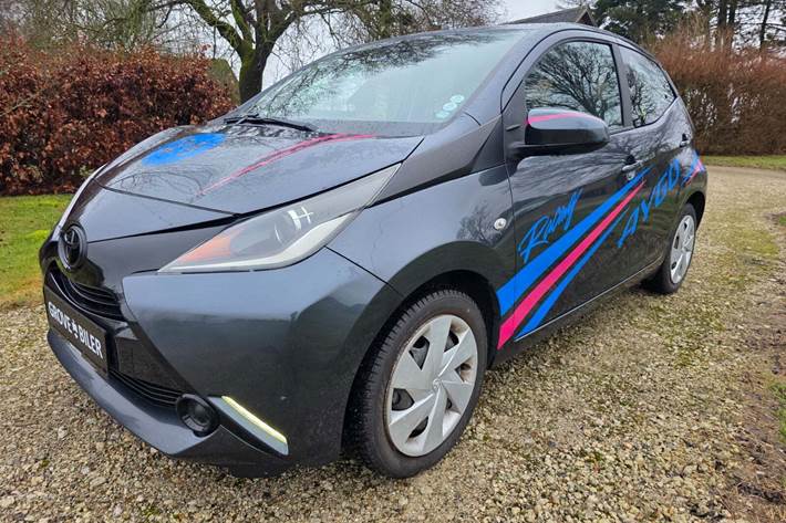 undefined Toyota Aygo fra 2015