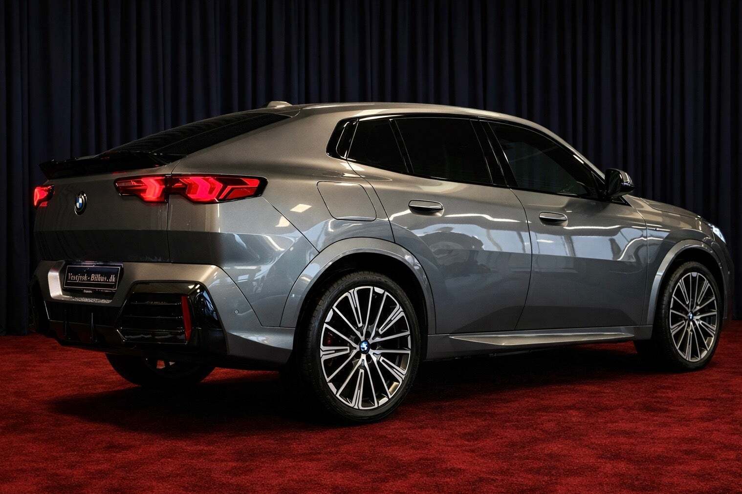 BMW iX2 eDrive20 M-Sport