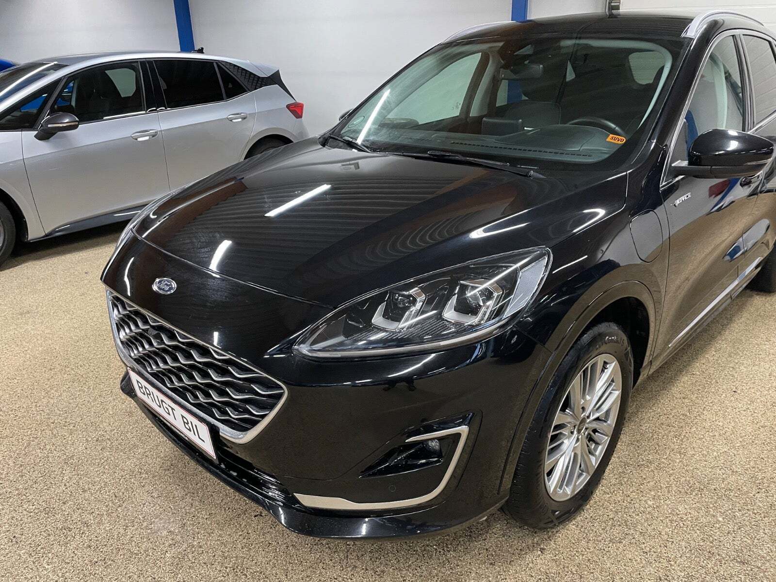 Sort Ford Kuga fra 2021