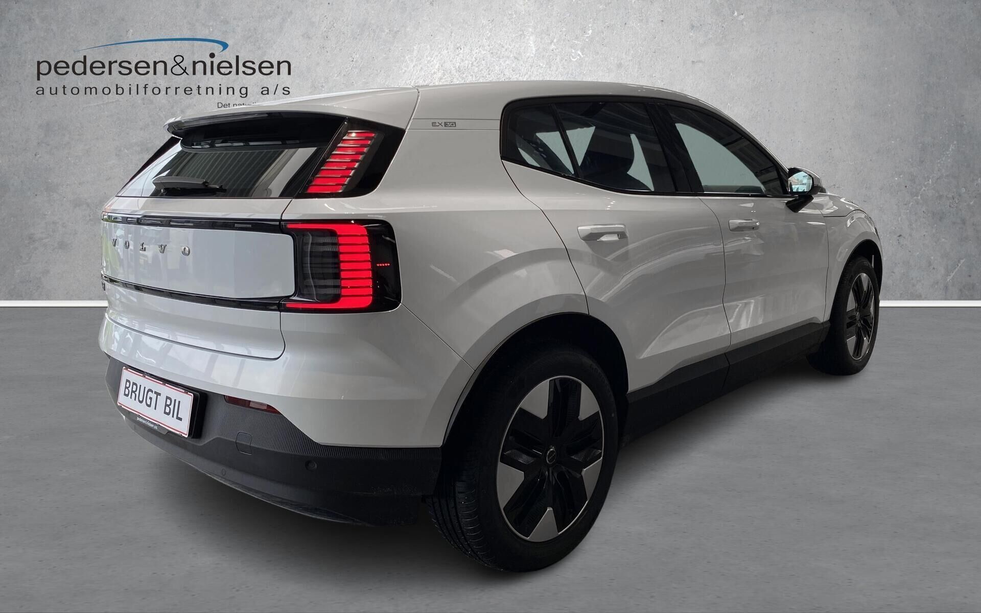 Volvo EX30 Single Motor Extended Range Core 272HK 5d Aut.