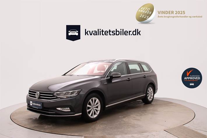 Grå VW Passat fra 2020 set udefra