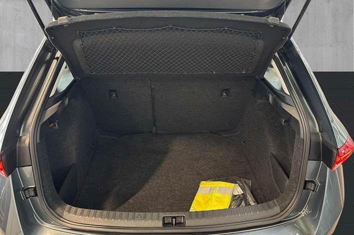 Grå Skoda Scala fra 2020