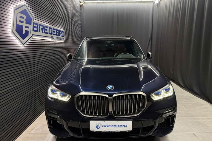 Sort BMW X5 fra 2018