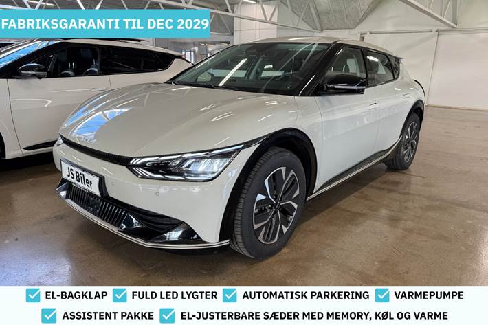 Beige Kia EV6 fra 2023 set udefra