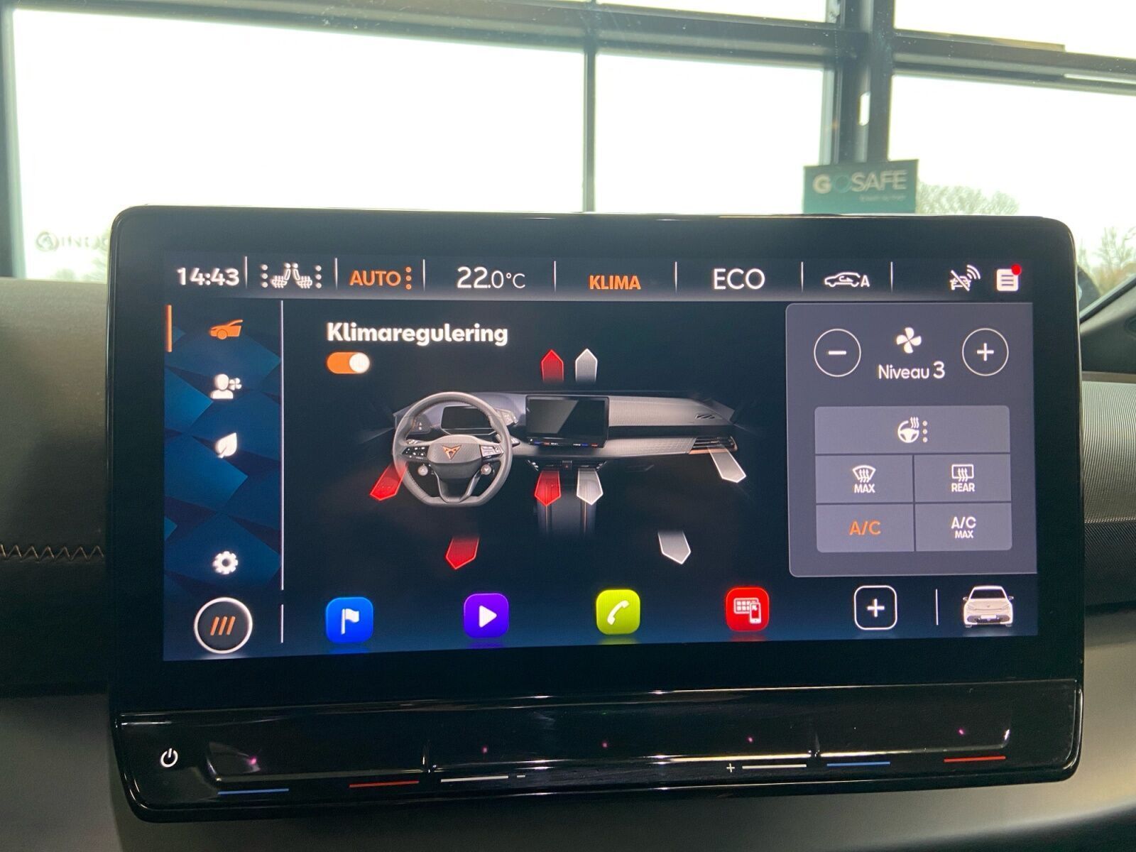 Sølv Cupra Born fra 2023