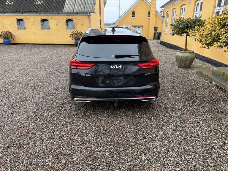 Kia Ceed 1,6 PHEV Upgrade SW DCT