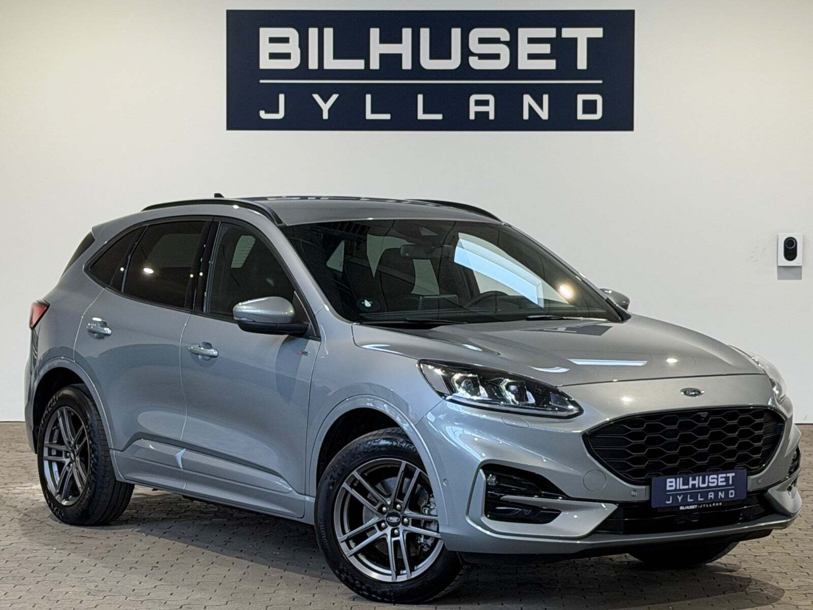 Ford Kuga 2,5 PHEV ST-Line X CVT
