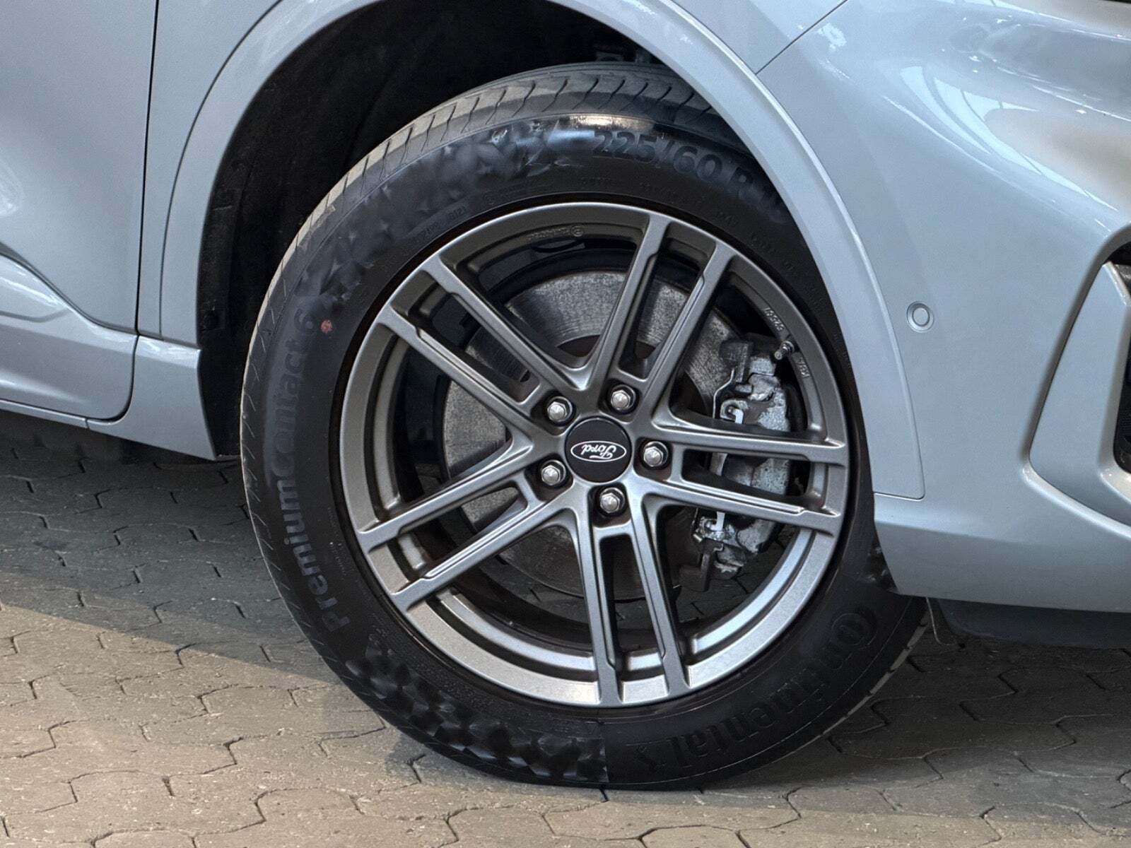 Ford Kuga 2,5 PHEV ST-Line X CVT