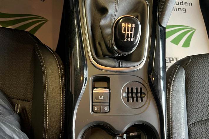 Sort Renault Kadjar fra 2016