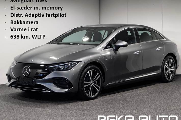 Grå Mercedes EQE300 fra 2025 set udefra
