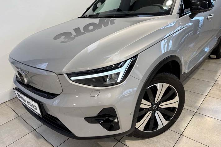 Sølv Volvo C40 fra 2023