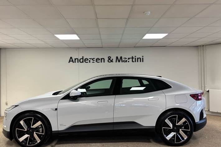 undefined Polestar 4 fra 2025