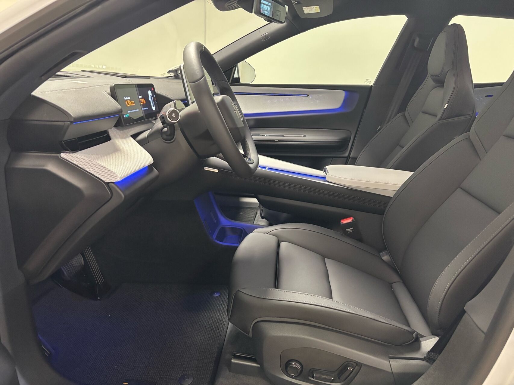 Polestar 4 EL LRDM AWD 544HK 5d Aut.