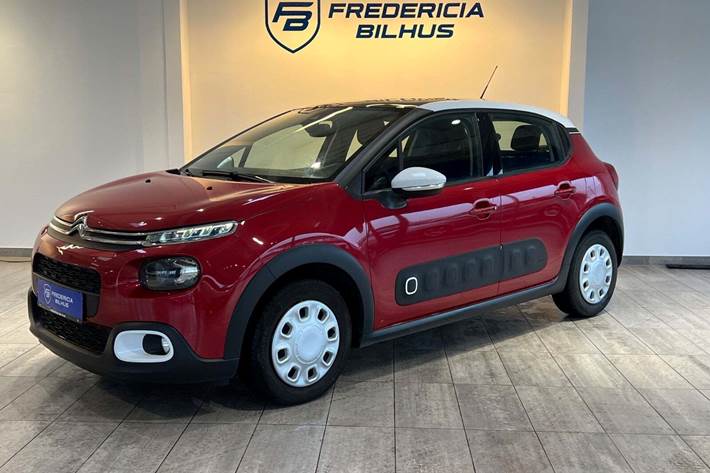 Rød Citroën C3 fra 2018 set udefra