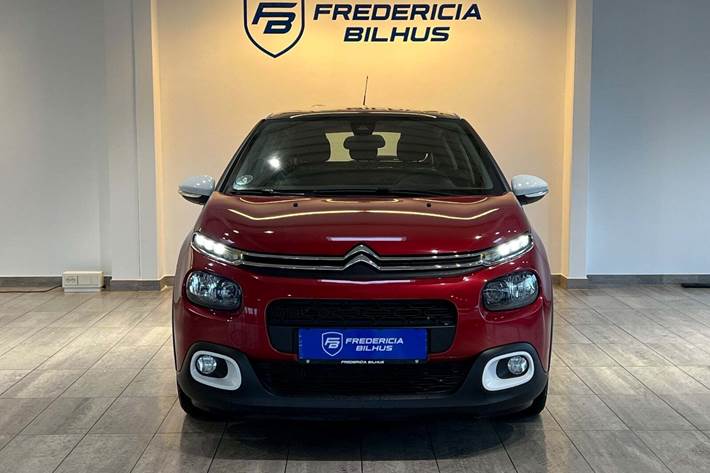 Rød Citroën C3 fra 2018