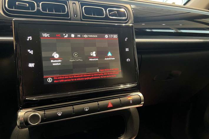 Rød Citroën C3 fra 2018