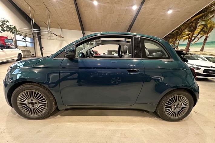 Grøn Fiat 500e fra 2022