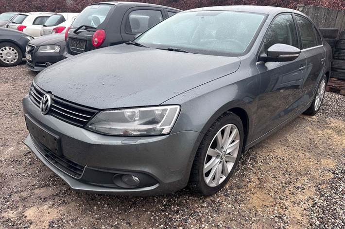 undefined VW Jetta fra 2011 set udefra