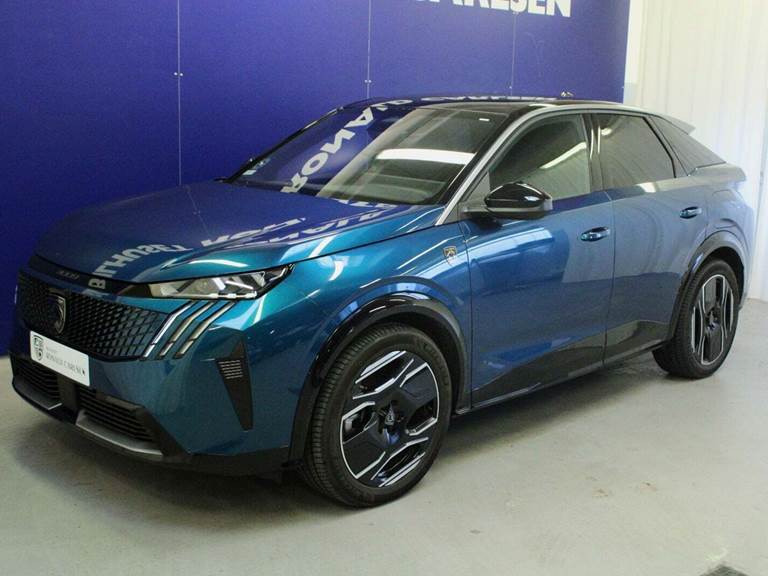 Peugeot e-3008 77 GT