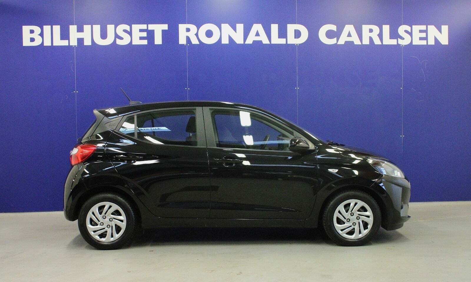 Sort Hyundai i10 fra 2022