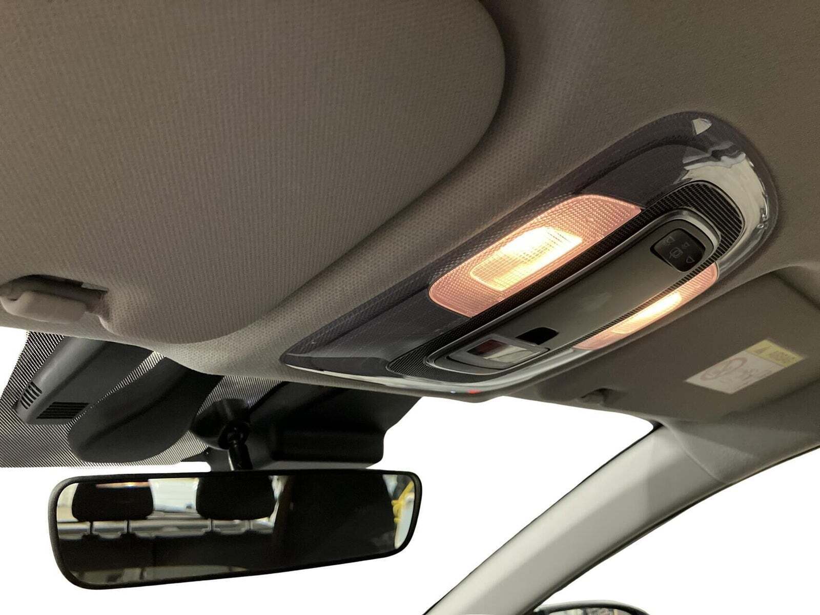 Hvid Hyundai i20 fra 2022