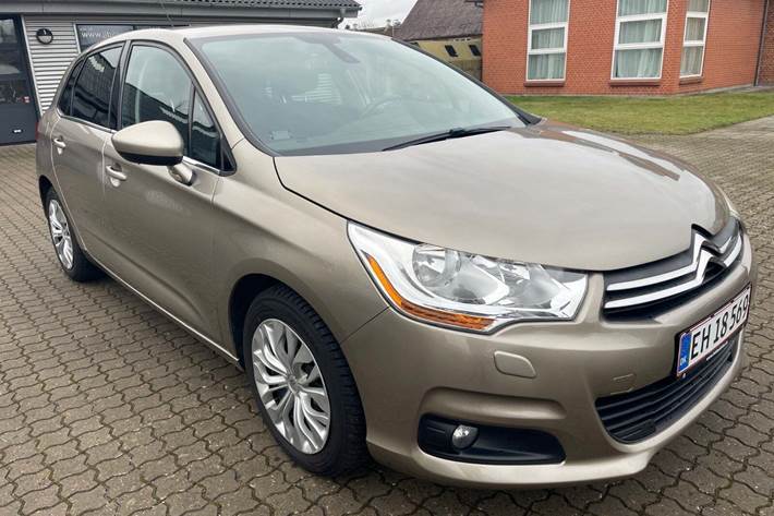 Orange Citroën C4 fra 2012