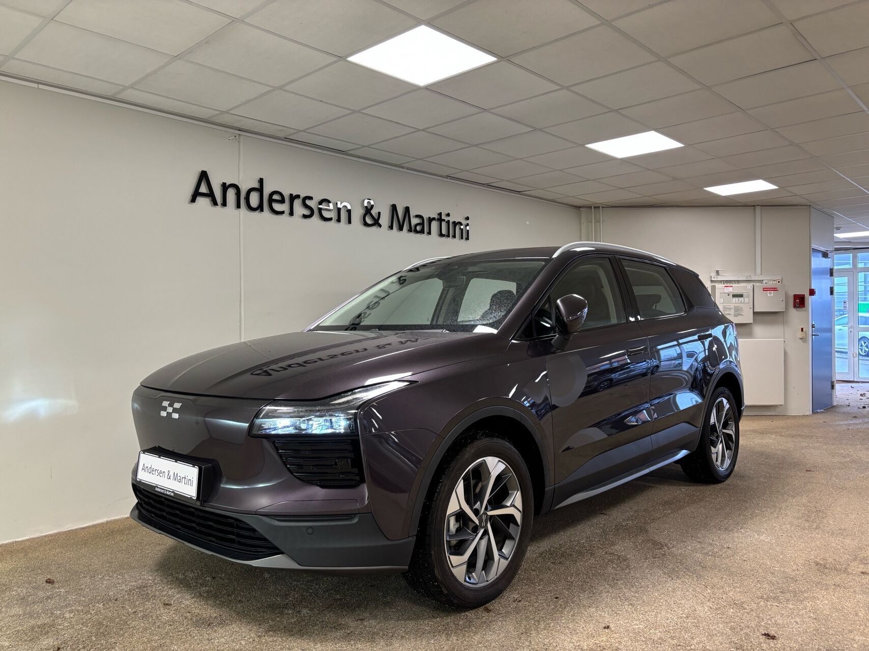 Aiways U5 EL Premium 204HK 5d Aut.