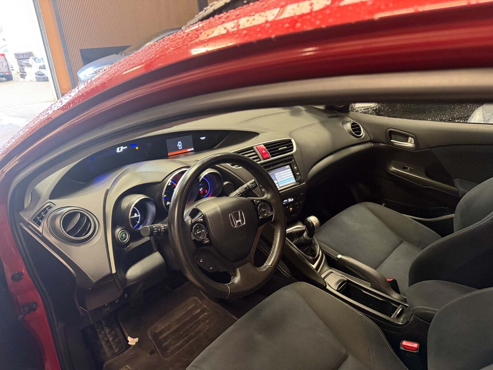 Rød Honda Civic fra 2014