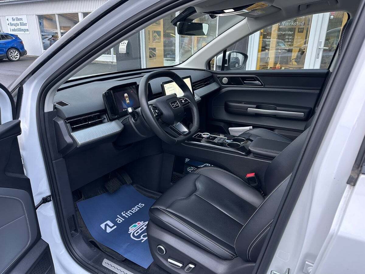 Hvid Aiways U5 fra 2022