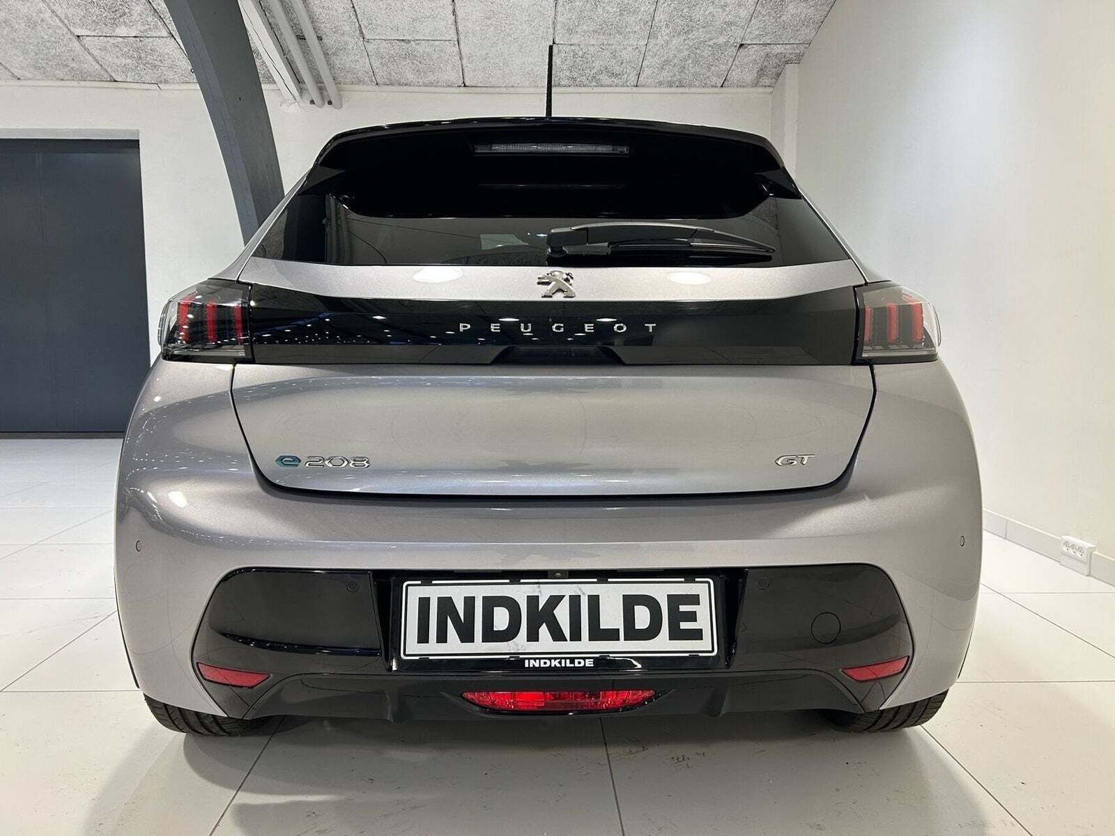 Peugeot e-208 50 GT