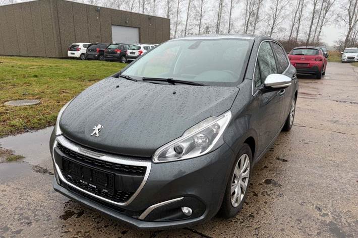 undefined Peugeot 208 fra 2017