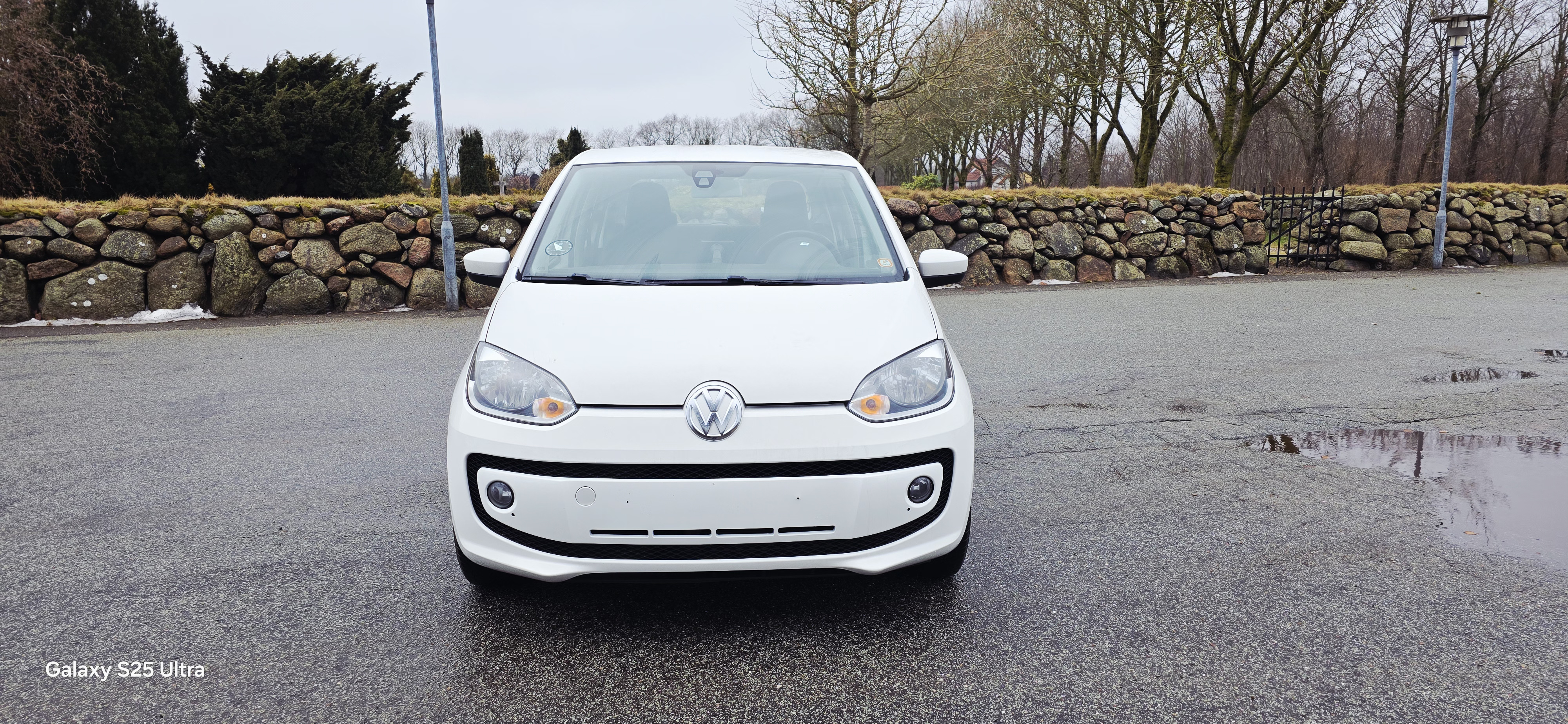 VW up 1,0