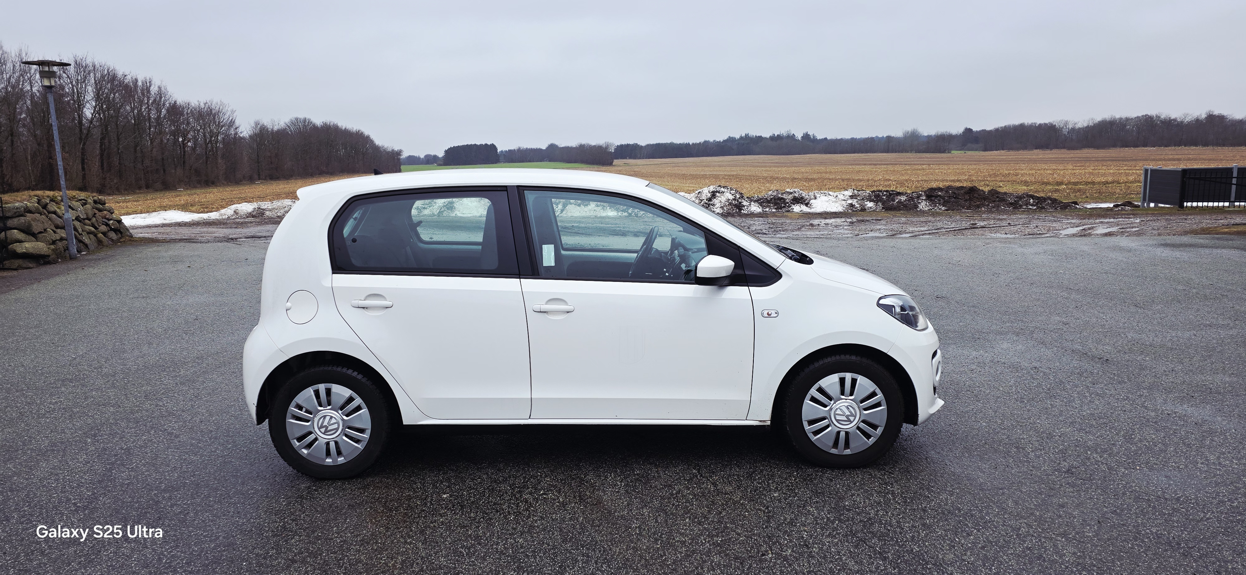 VW up 1,0
